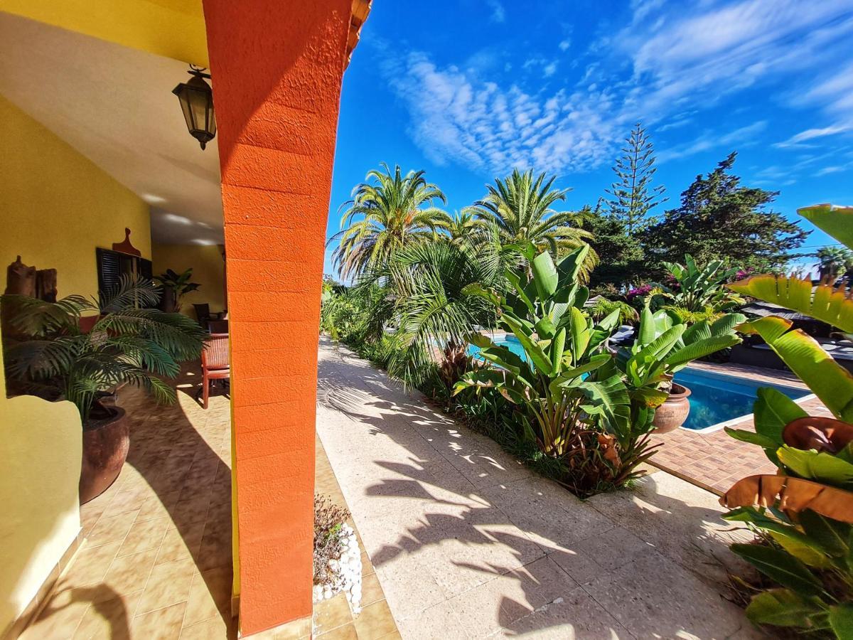 Villa Paraiso - Naturism Optional Adults Only Porches  Exteriér fotografie